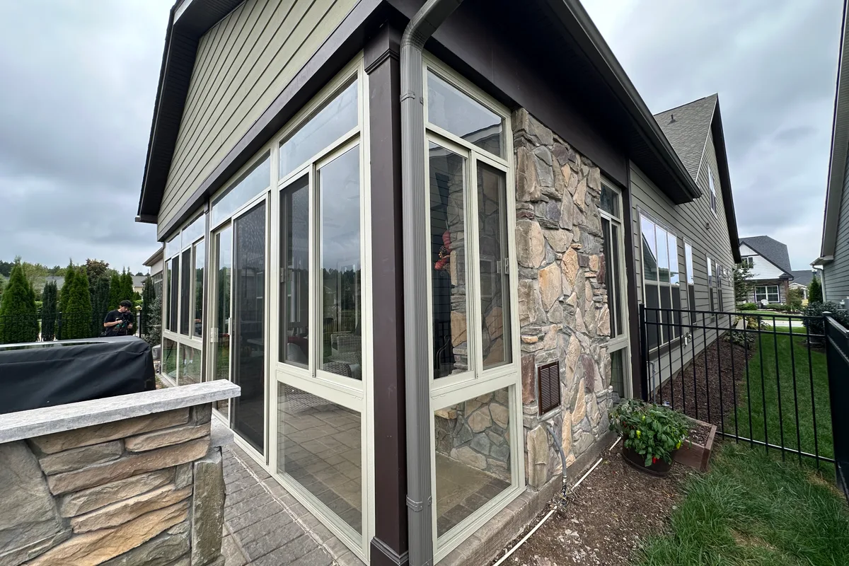 Glass sunroom contractor finished detail Stanley NC